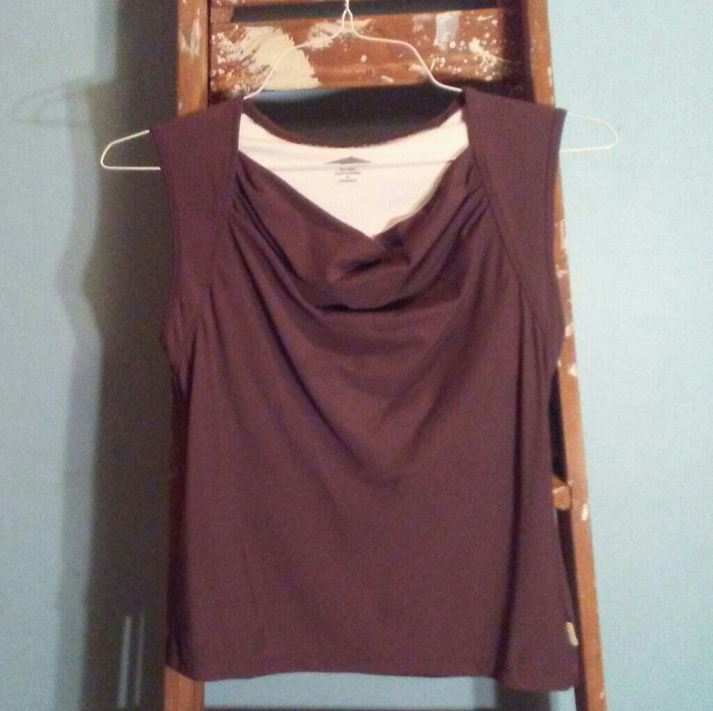 ⛵5/$15 Avia Sports Wear Top